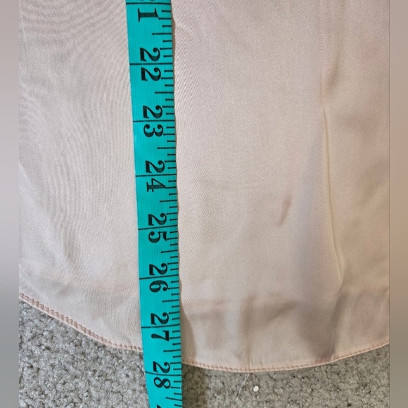 Dorothy Perkins Rose Gold Satin Blouse with Mandarin Collar. Size 6 - Picture 11 of 11